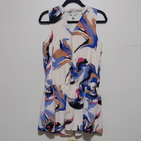 Nine West Button Front Ruffle Hem Dress In Ivory Swirl Pattern Size Small - Picture 2 of 10